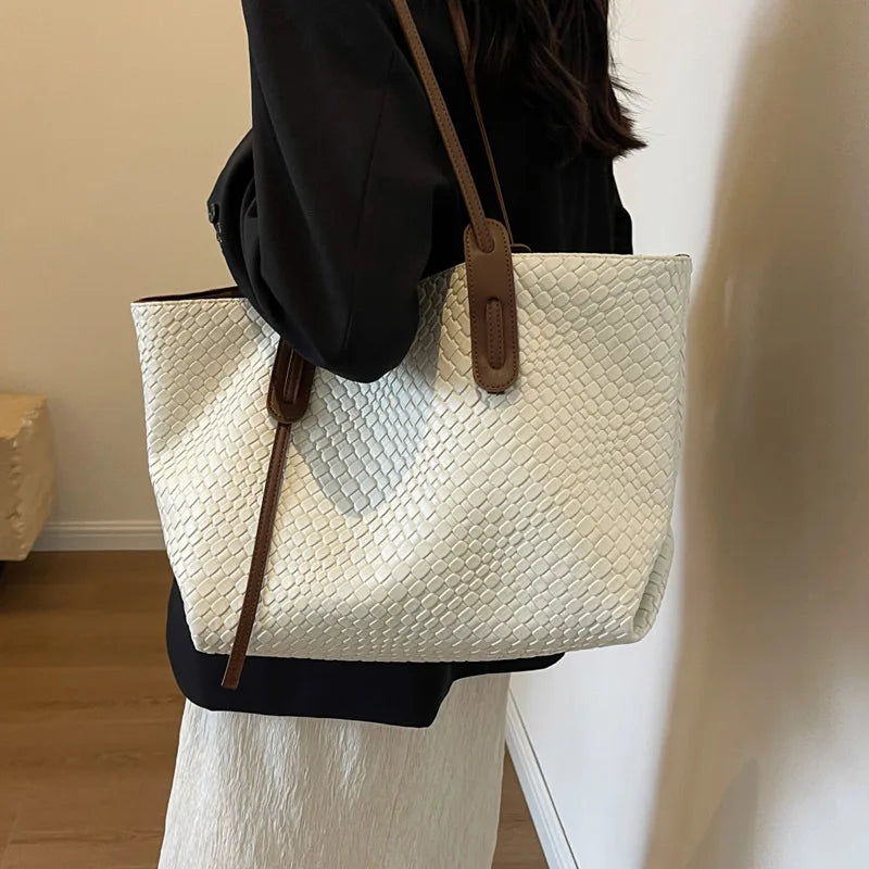 Lauren Tote Bag
