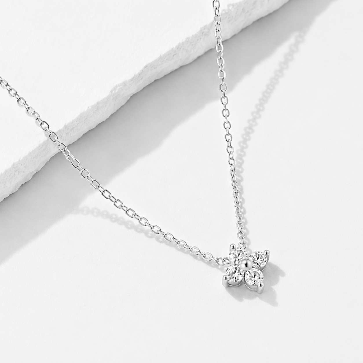 Alyssa Clover Necklace