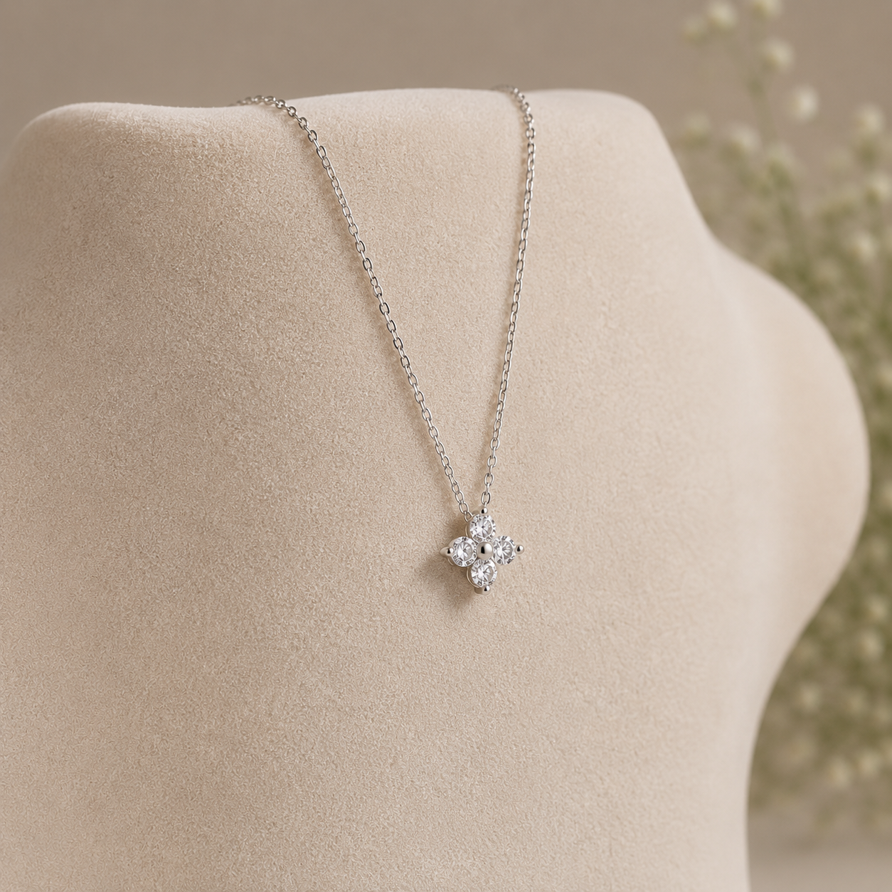 Alyssa Clover Necklace